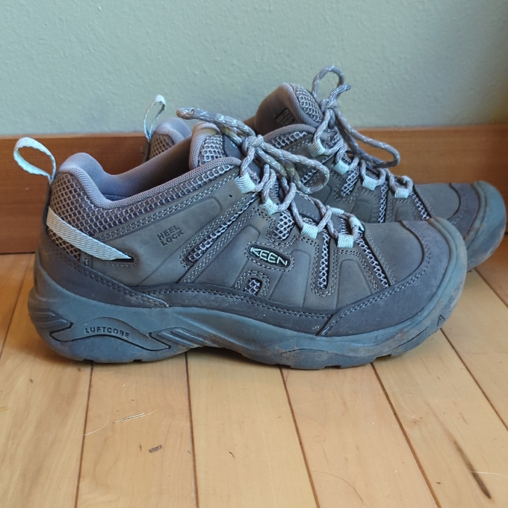 Keen Women's Dark Gray Hiking Shoes